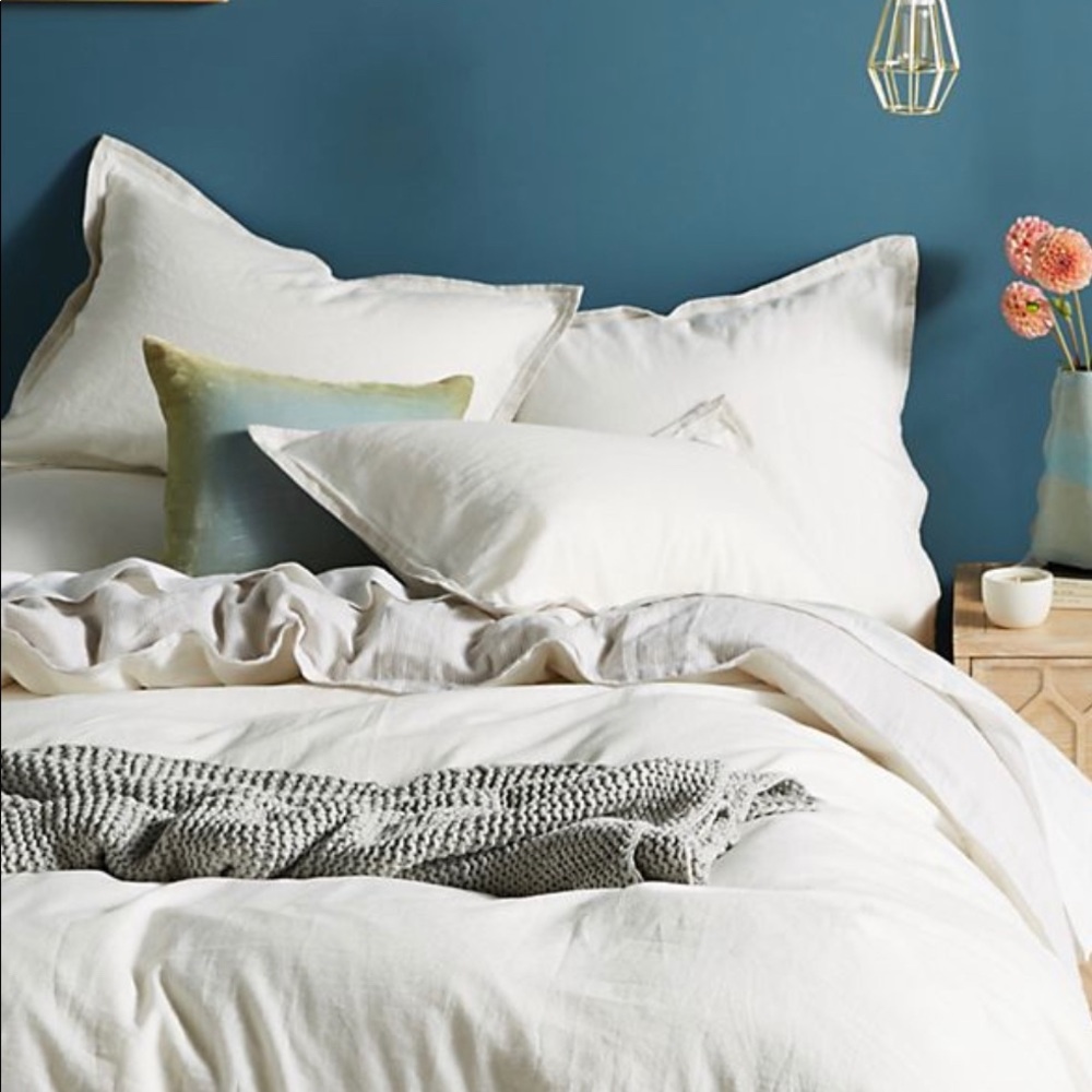 Relaxed Cotton-Linen Duvet Cover and Shams